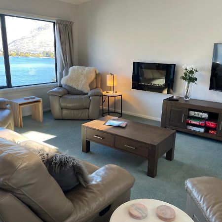 Exciting Queenstown Exterior photo