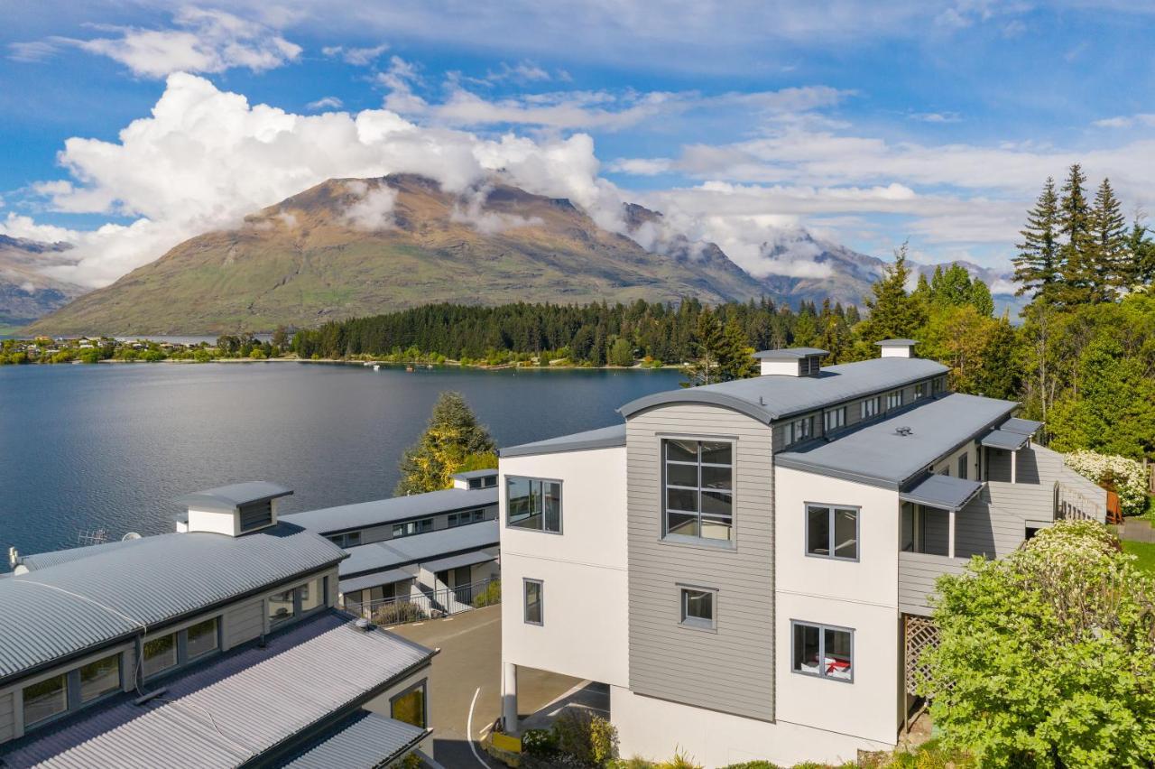 Exciting Queenstown Exterior photo