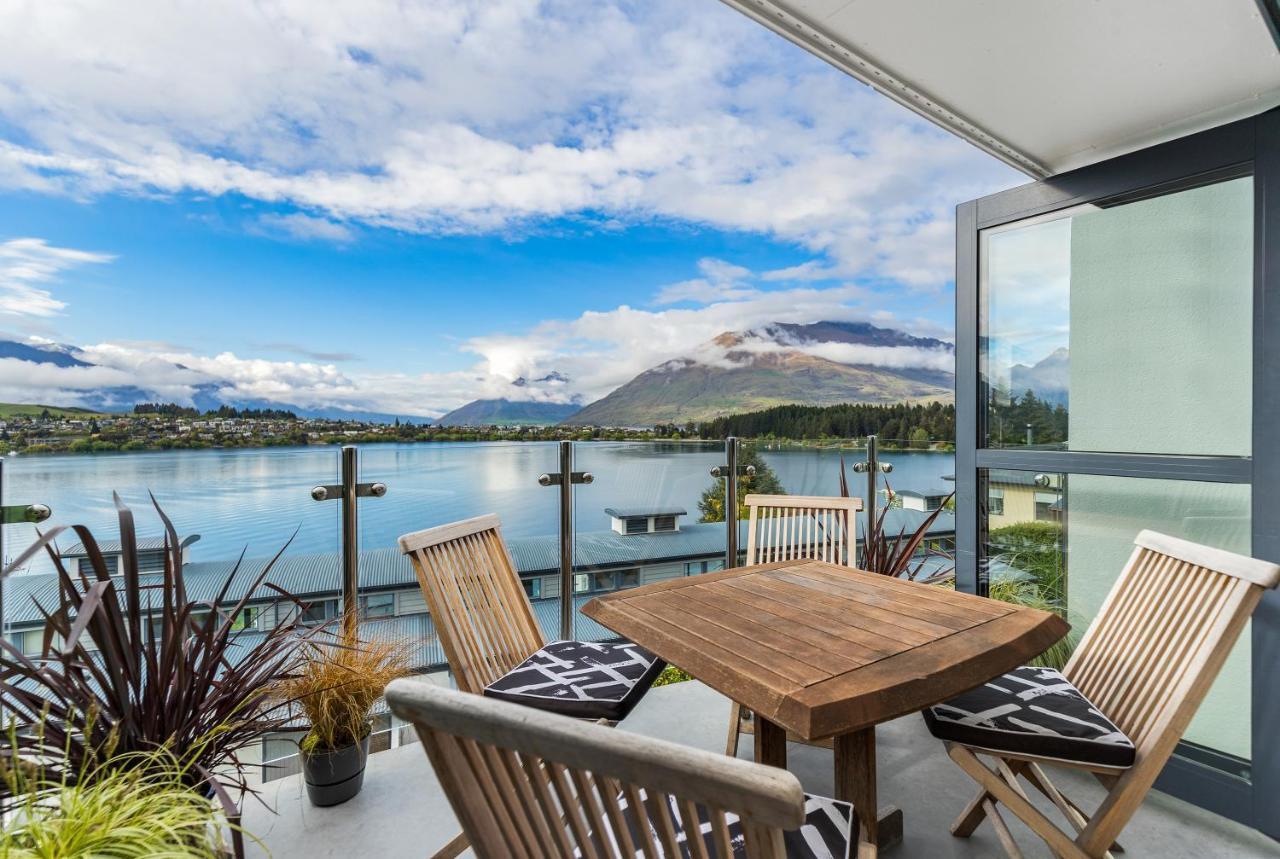 Exciting Queenstown Exterior photo